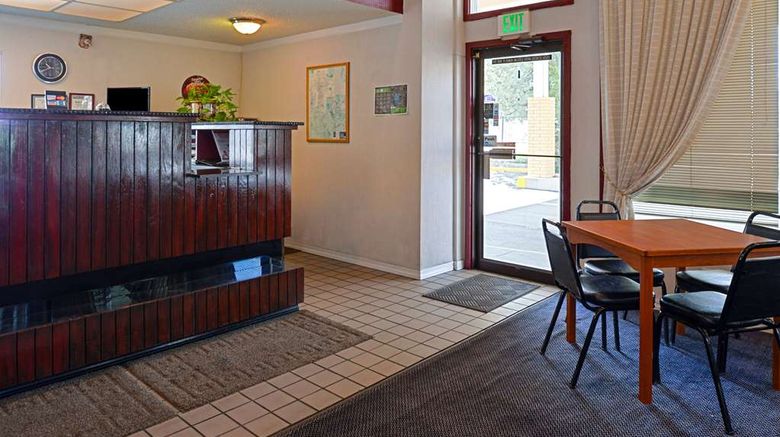 <b>Americas Best Value Inn Lobby</b>. Images powered by <a href="https://iceportal.shijigroup.com/" title="IcePortal" target="_blank">IcePortal</a>.