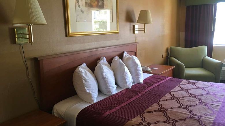 <b>Americas Best Value Inn Room</b>. Images powered by <a href="https://iceportal.shijigroup.com/" title="IcePortal" target="_blank">IcePortal</a>.