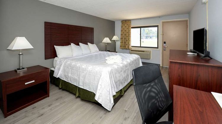 Americas Best Value Inn Room