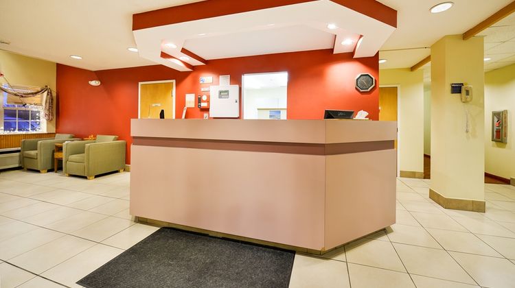 Americas Best Value Inn Lobby
