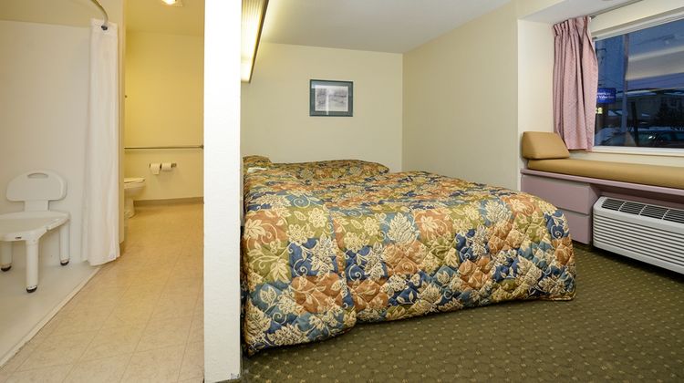 Americas Best Value Inn Room