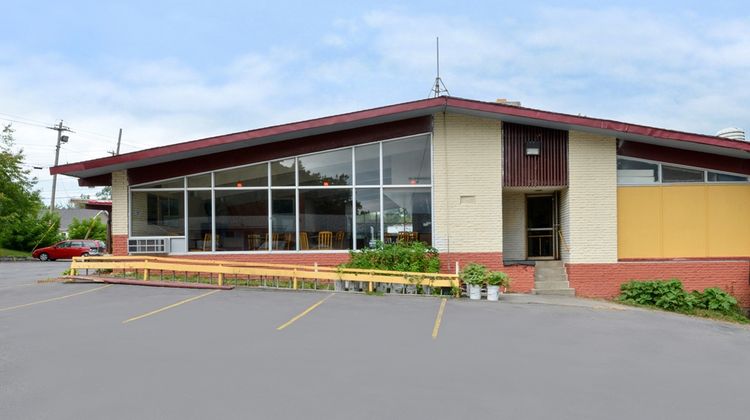 Americas Best Value Inn Exterior