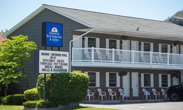 Adirondack Retreat Inn & Suites