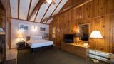 Adirondack Retreat Inn & Suites Suite