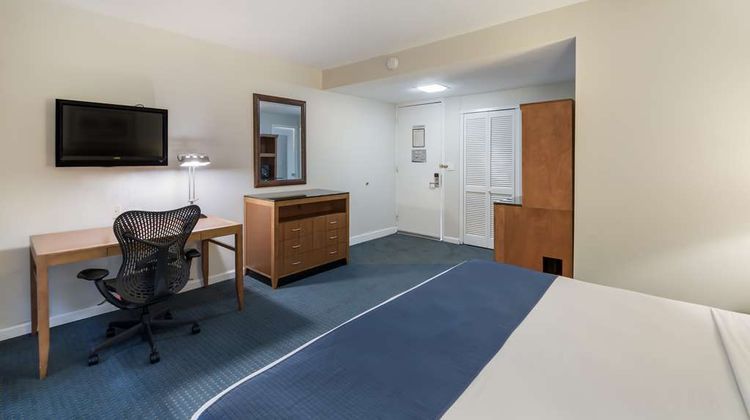 Americas Best Value Inn Room