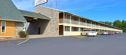 Americas Best Value Inn Plattsburgh Exterior