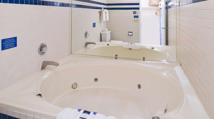 Americas Best Value Inn Plattsburgh Spa