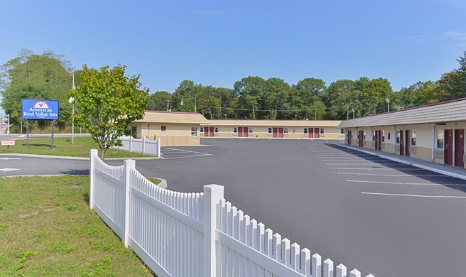 Americas Best Value Inn Exterior