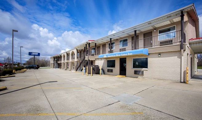 Americas Best Value Inn Exterior