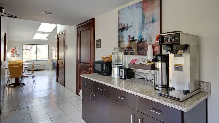 Americas Best Value Inn-Heath/Newark Lobby