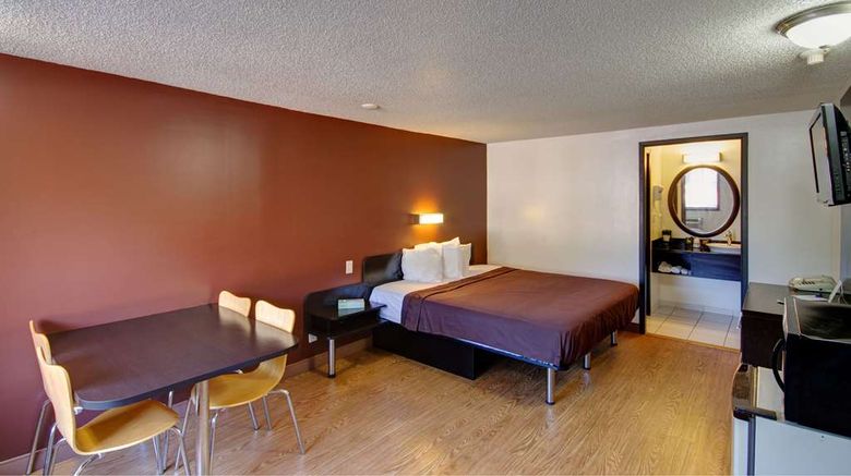 <b>Americas Best Value Inn-Heath/Newark Room</b>. Images powered by <a href="https://iceportal.shijigroup.com/" title="IcePortal" target="_blank">IcePortal</a>.