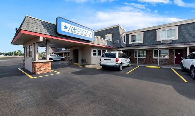 Americas Best Value Inn Exterior