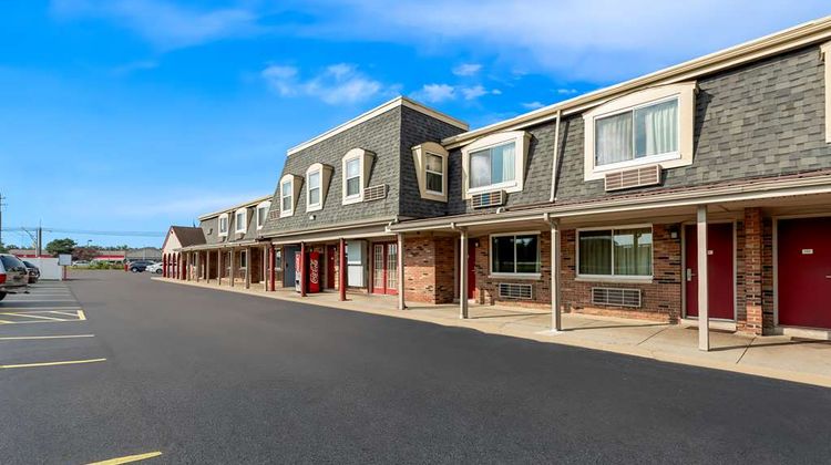 Americas Best Value Inn Exterior