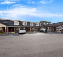 Americas Best Value Inn Exterior