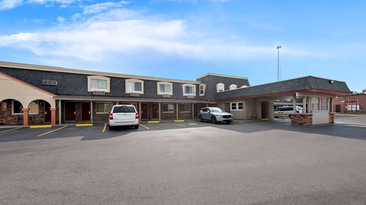 Americas Best Value Inn Exterior