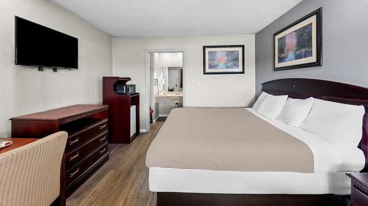 Americas Best Value Inn Room