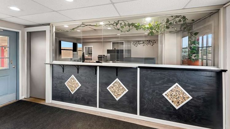 Americas Best Value Inn Lobby