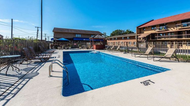 Americas Best Value Inn St Marys Pool