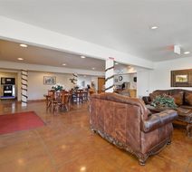 Americas Best Value Inn Suites Ada Lobby
