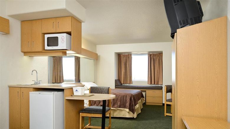 <b>Americas Best Value Inn Suites Ada Room</b>. Images powered by <a href="https://iceportal.shijigroup.com/" title="IcePortal" target="_blank">IcePortal</a>.