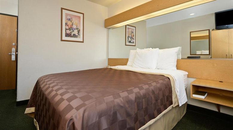 <b>Americas Best Value Inn Suites Ada Room</b>. Images powered by <a href="https://iceportal.shijigroup.com/" title="IcePortal" target="_blank">IcePortal</a>.