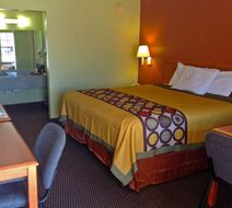 Americas Best Value Inn Room