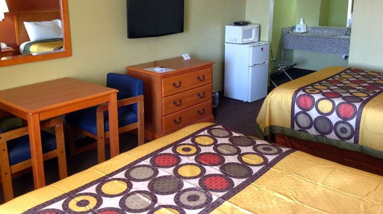 Americas Best Value Inn Room