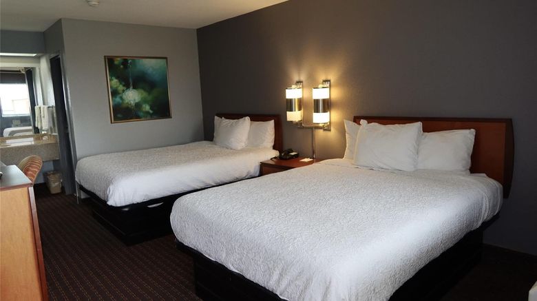 <b>Americas Best Value Inn & Suites-Yukon Room</b>. Images powered by <a href="https://iceportal.shijigroup.com/" title="IcePortal" target="_blank">IcePortal</a>.