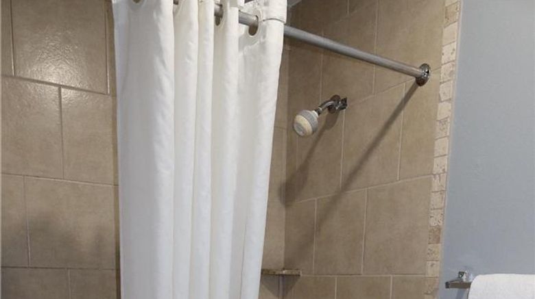 <b>Americas Best Value Inn & Suites-Yukon Room</b>. Images powered by <a href="https://iceportal.shijigroup.com/" title="IcePortal" target="_blank">IcePortal</a>.