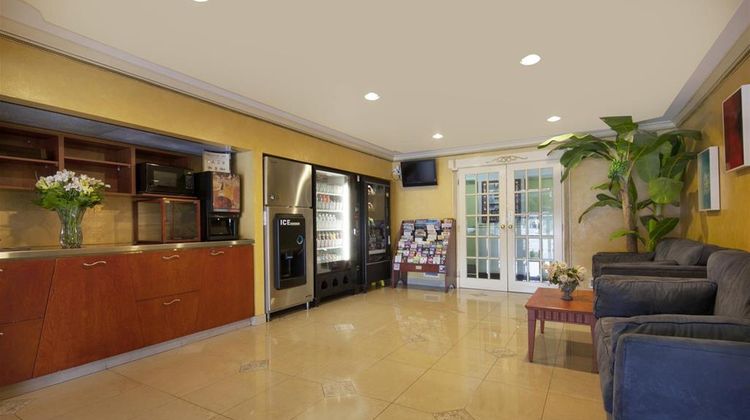 Canadas Best Value Inn-Richmond Hill Lobby