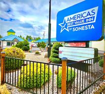 Americas Best Value Inn Exterior