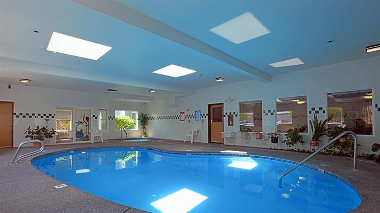 Americas Best Value Inn & Suites Pool