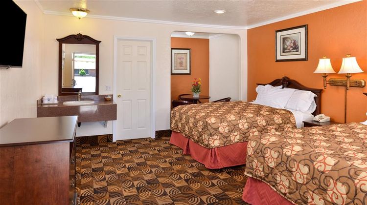 Americas Best Value Inn Room