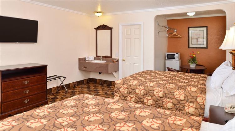 Americas Best Value Inn Room