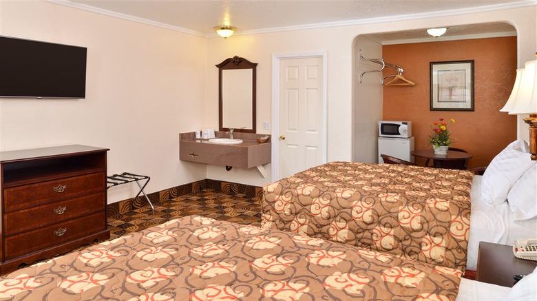 <b>Americas Best Value Inn Room</b>. Images powered by <a href="https://iceportal.shijigroup.com/" title="IcePortal" target="_blank">IcePortal</a>.