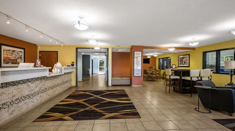<b>Americas Best Value Inn Lobby</b>. Images powered by <a href="https://iceportal.shijigroup.com/" title="IcePortal" target="_blank">IcePortal</a>.