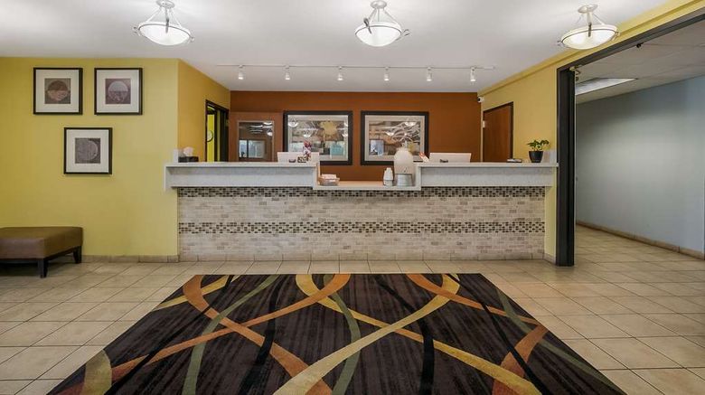 <b>Americas Best Value Inn Lobby</b>. Images powered by <a href="https://iceportal.shijigroup.com/" title="IcePortal" target="_blank">IcePortal</a>.