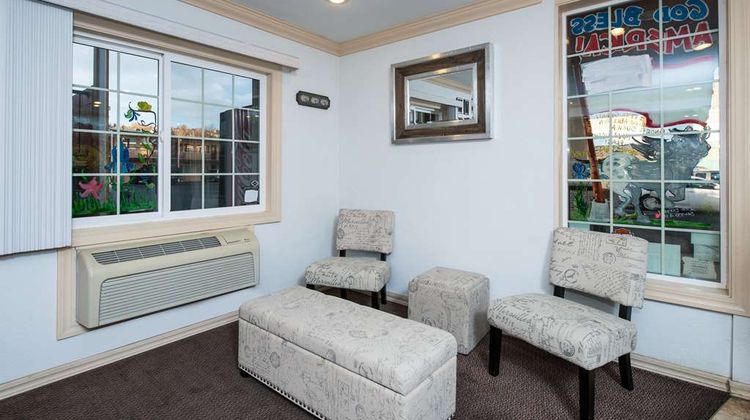 Americas Best Value Inn & Suites Lobby