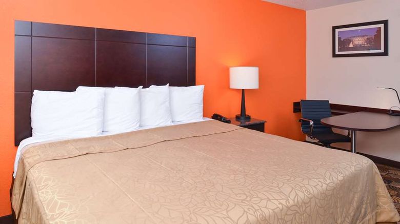<b>Americas Best Value Inn-Pittsburgh Arpt Room</b>. Images powered by <a href="https://iceportal.shijigroup.com/" title="IcePortal" target="_blank">IcePortal</a>.