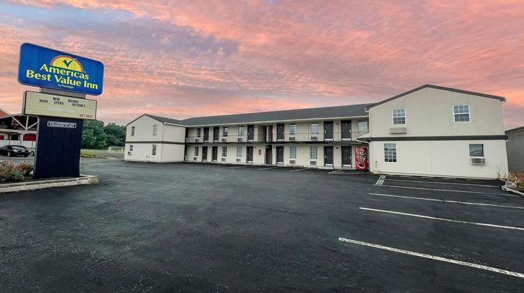 Americas Best Value Inn Exterior