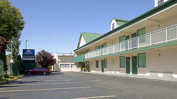 Americas Best Value Inn Pottstown Exterior