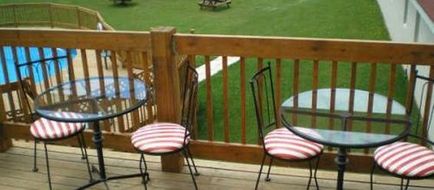 Canadas Best Value Inn & Suites Exterior