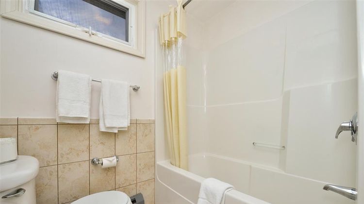 Americas Best Value Inn-North Scituate Other