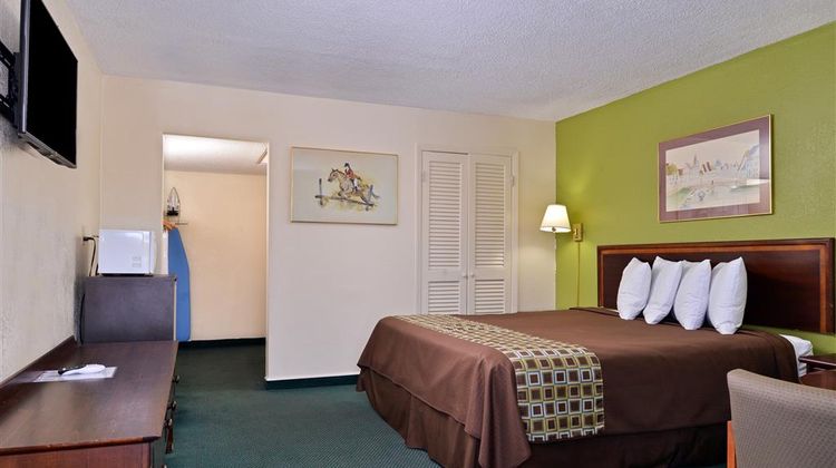 Americas Best Value Inn Bishopville Room