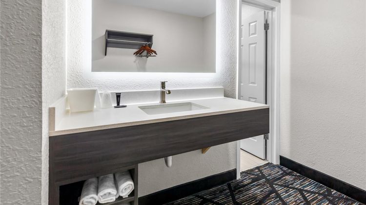 Americas Best Value Inn Bishopville Room