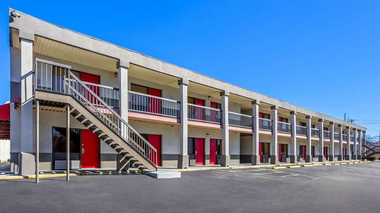 <b>Americas Best Value Inn Exterior</b>. Images powered by <a href="https://iceportal.shijigroup.com/" title="IcePortal" target="_blank">IcePortal</a>.