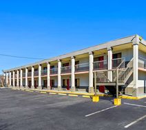 Americas Best Value Inn Exterior