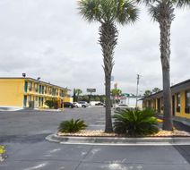 Americas Best Value Inn Exterior