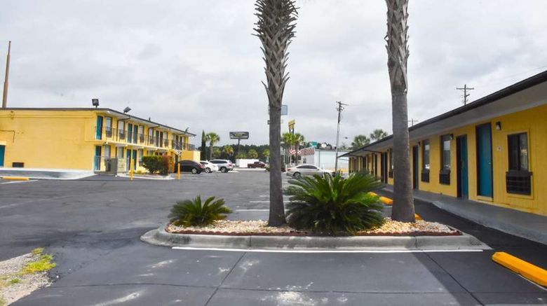 <b>Americas Best Value Inn Exterior</b>. Images powered by <a href="https://iceportal.shijigroup.com/" title="IcePortal" target="_blank">IcePortal</a>.