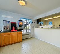Americas Best Value Inn Winnsboro Lobby